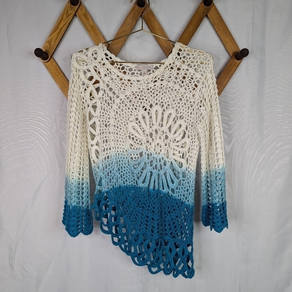 Vintage Crochet 70s Dip Dyed Asymmetrical Hem Long Sleeve Top Blouse